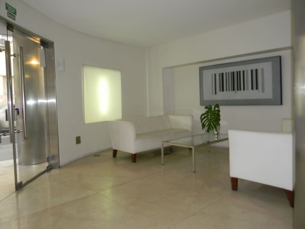 ART SUITES 37/51
