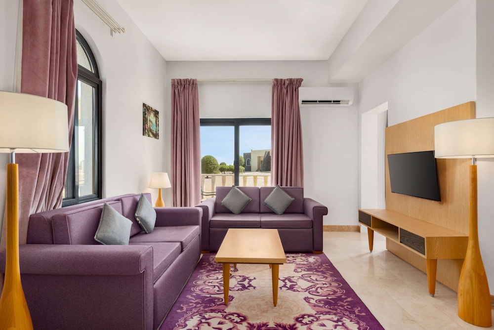 Wyndham Garden Salalah Mirbat 35/70