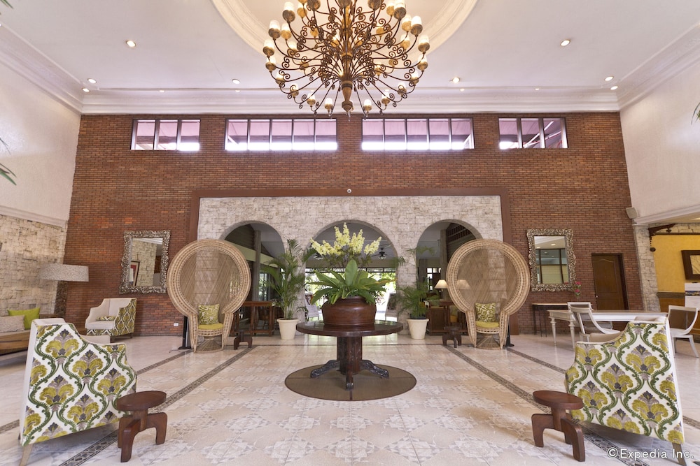 Montebello Hotel, Cebu 9/56
