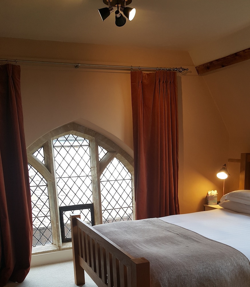 The Belfry, Restaurant and Rooms 9/39
