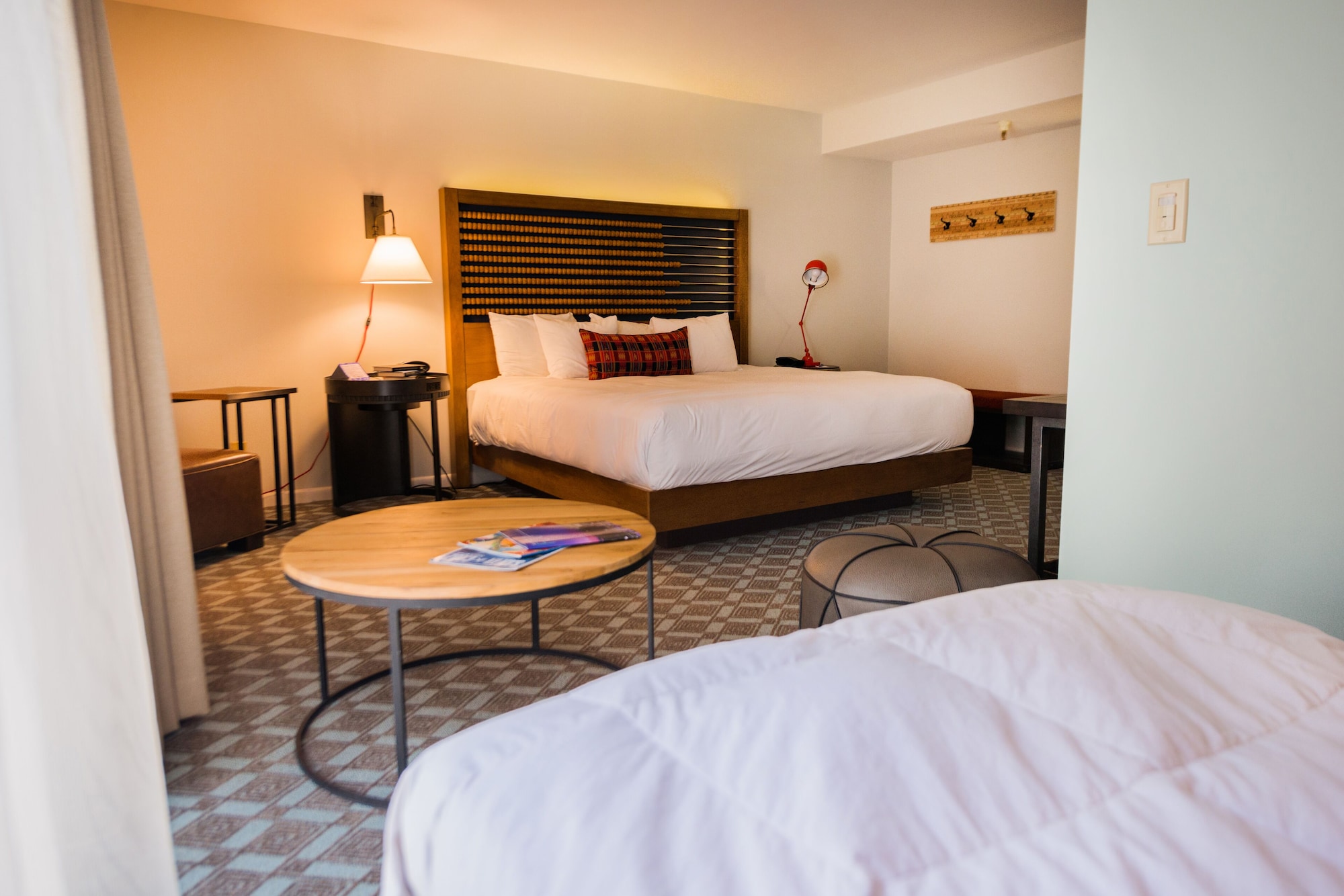 JUNIOR SUITE, KING BED, RESORT VIEW, SOFA