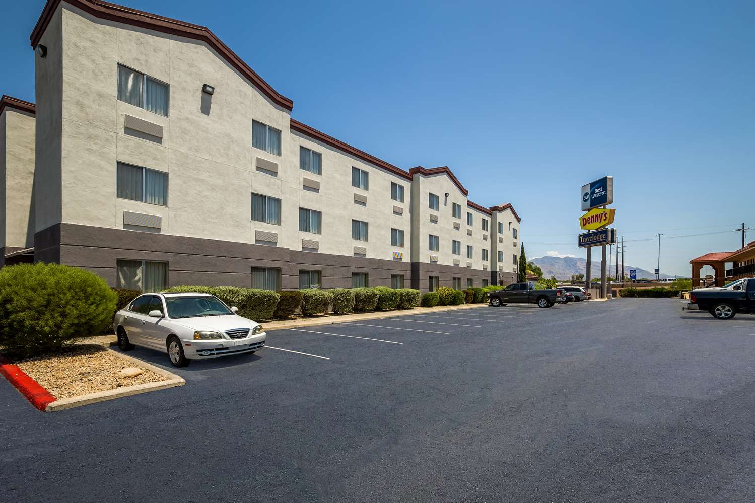 Best Western Gold Poppy Inn 45/48