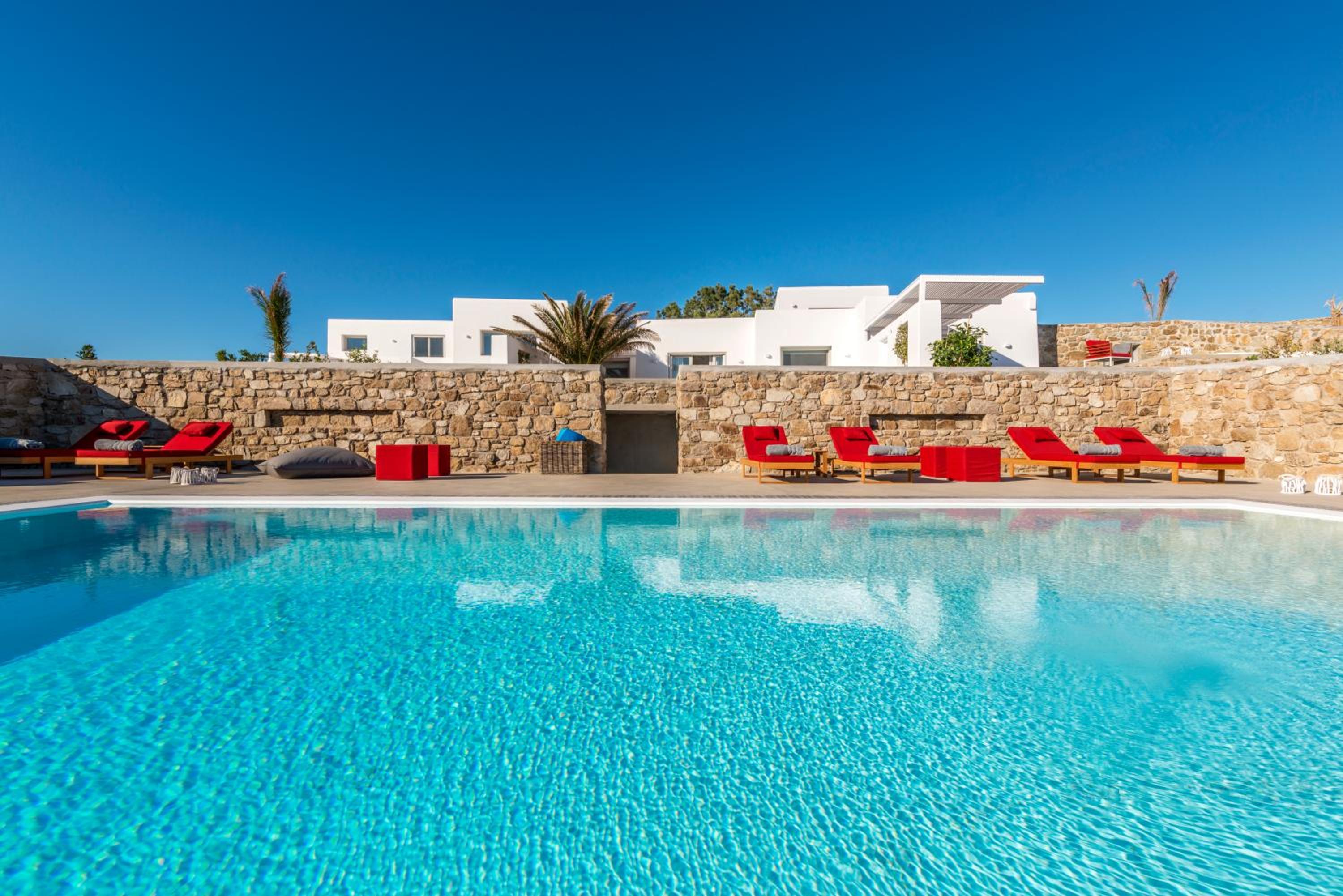 Bespoke Mykonos 16/19