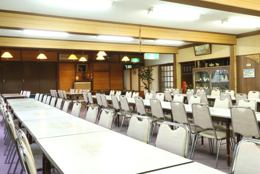 Kannabe Highland Hotel 17/25