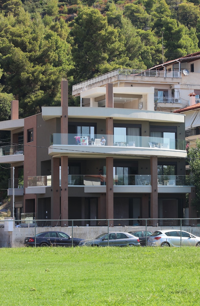 Thetis Boutique Luxury Apartments 5/50