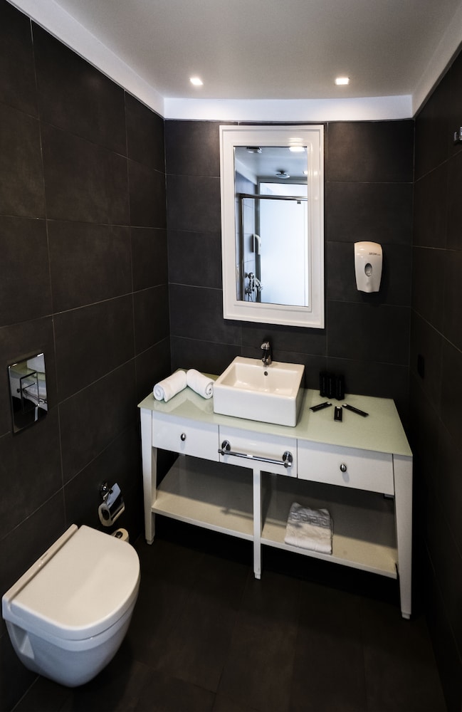 Efe Boutique Hotel 30/34