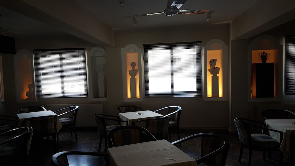 Ileri Hotel & Apartments 34/49