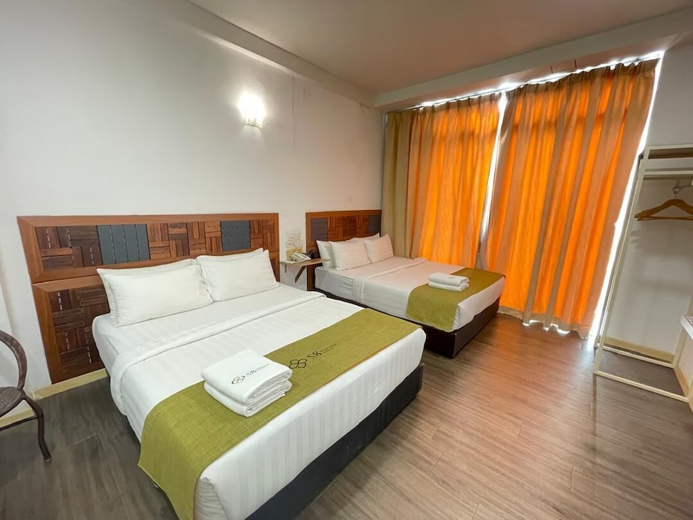 FAMILY, DOUBLE BED