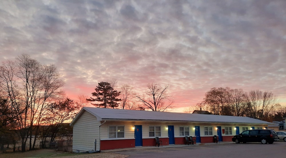 Reedsburg Motel Reedsburg 1/63
