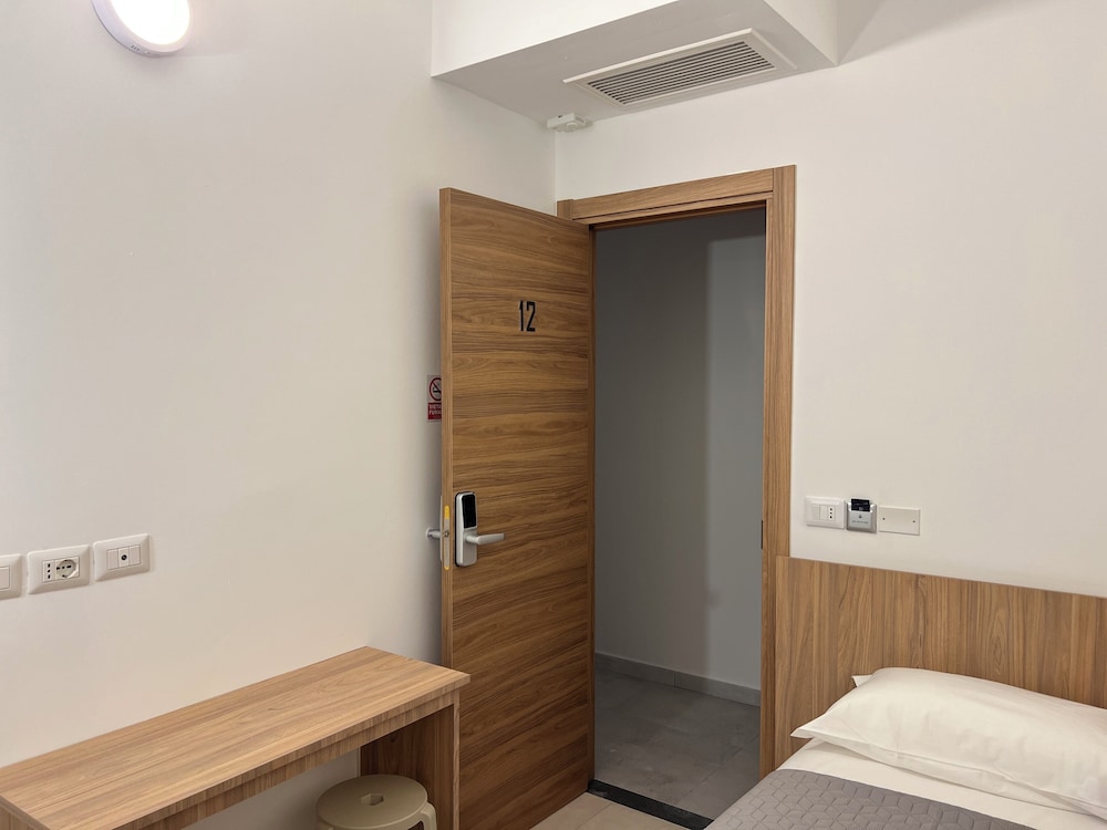 Hotel Brivio 38/39