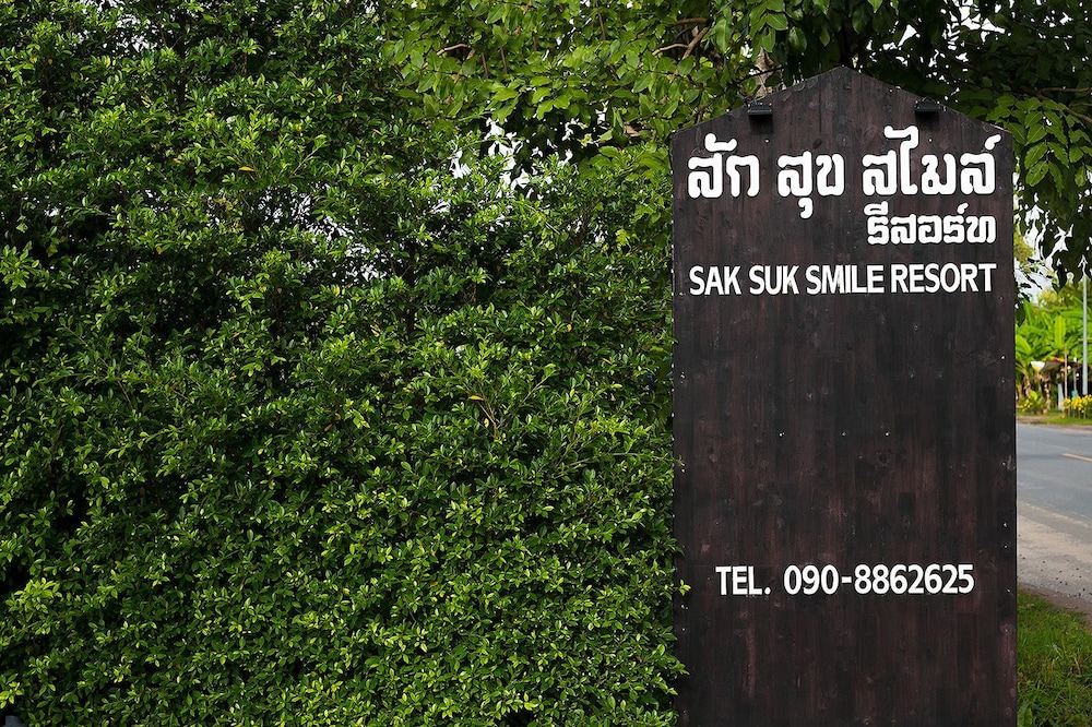 Saksuksmile Resort 52/54