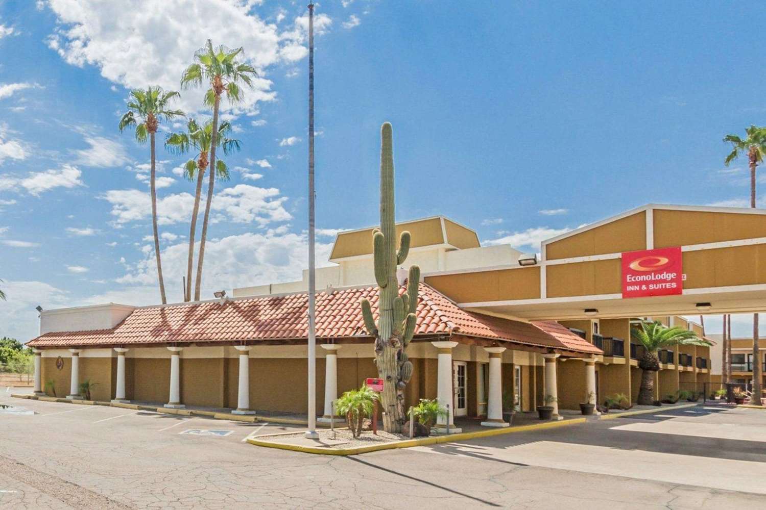 Super 8 by Wyndham Mesa Downtown Near Convention Center 1/20