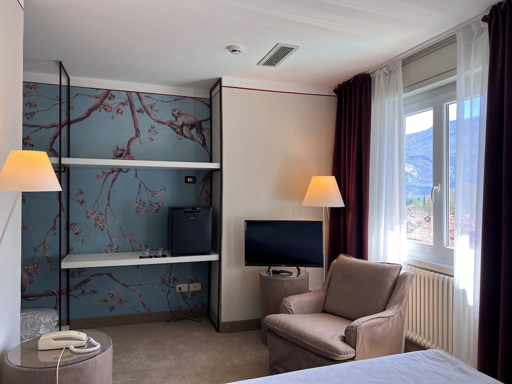 Hotel Villa Miravalle 28/50