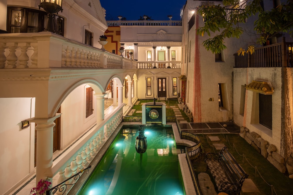 Baber Mahal Vilas 44/50