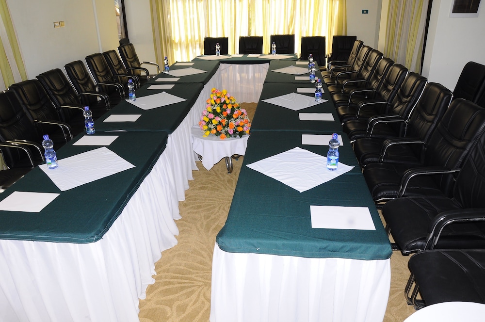 North Addis Hotel 32/42