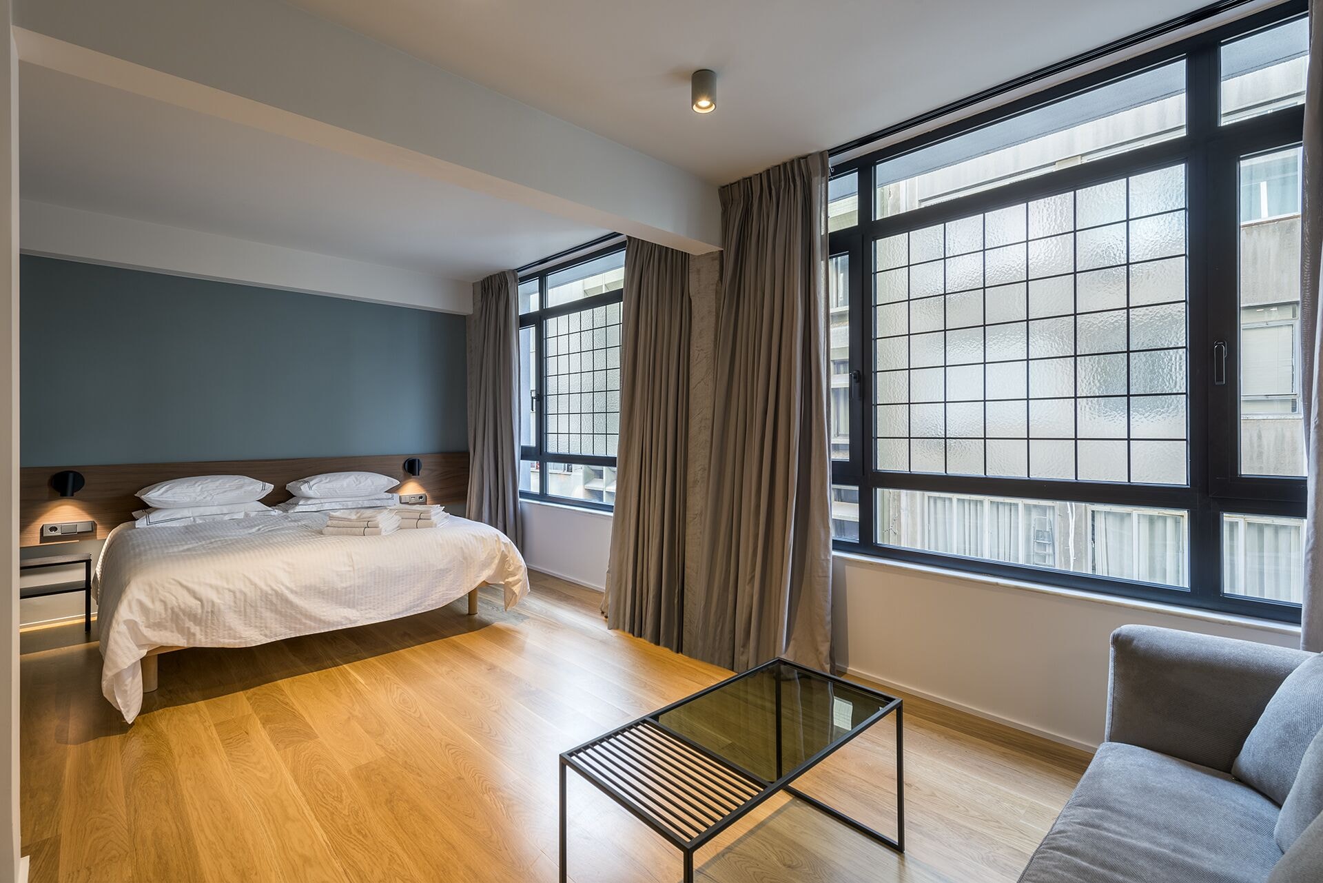 SUPERIOR, STUDIO, KING BED, CITY VIEW