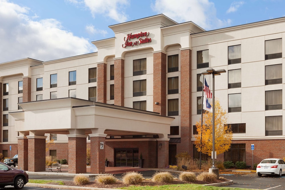 Hampton Inn and Suites Hartford/East Hartford 1/50