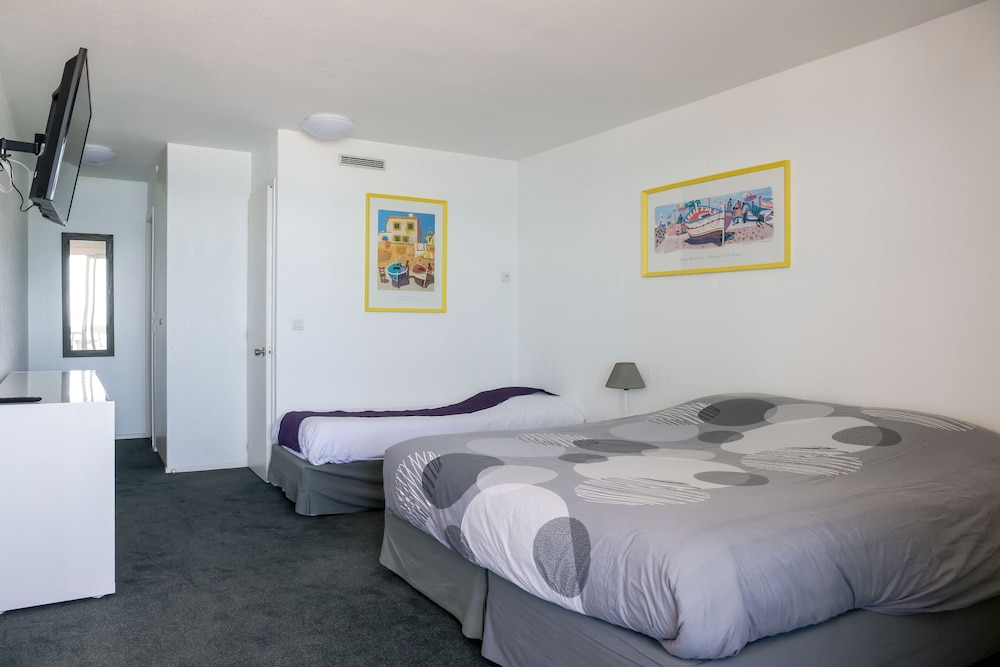apartment, sea view