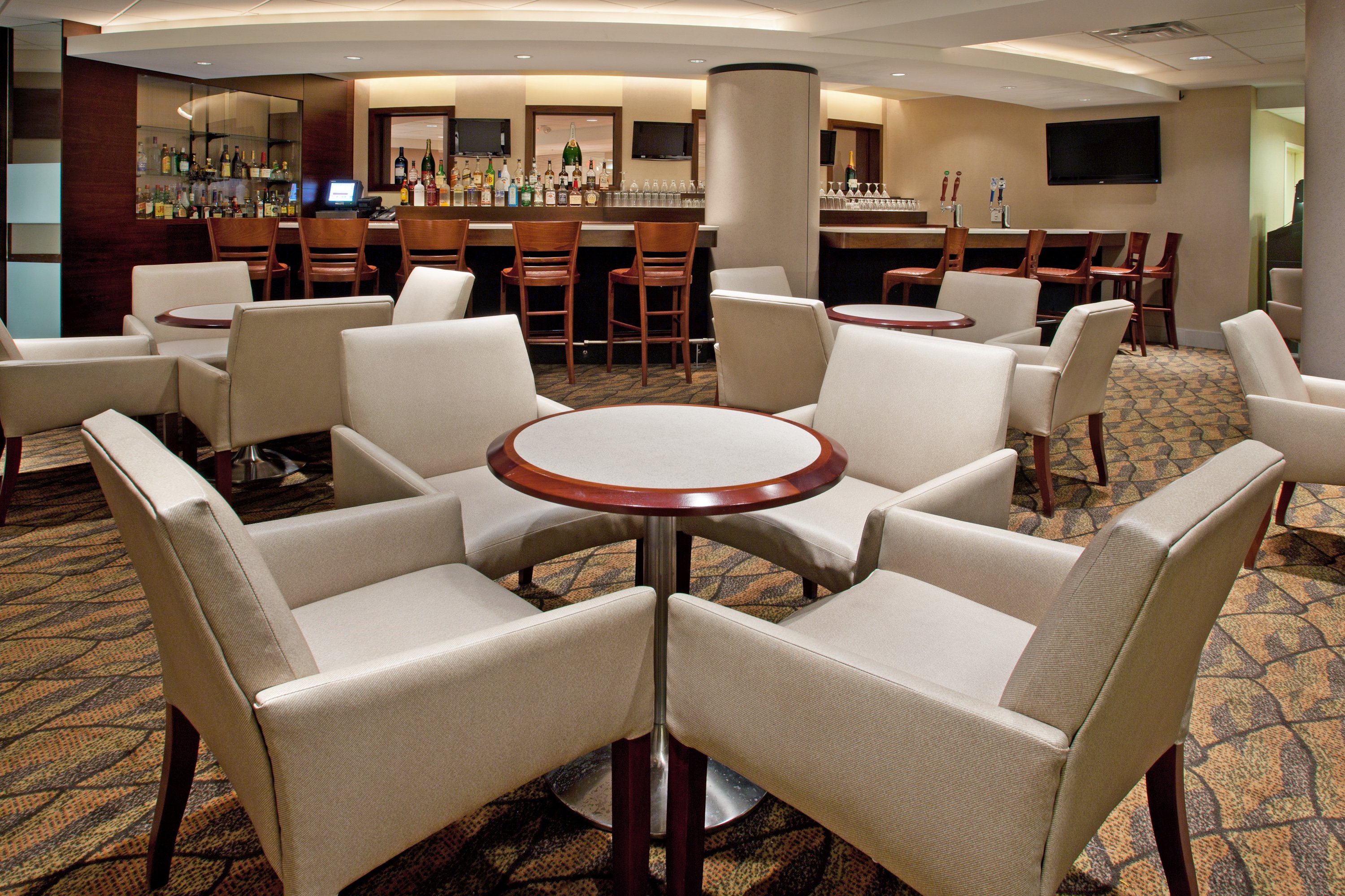 Holiday Inn Columbus Downtown Capital Square 49/65
