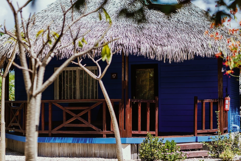 Antsanitia Resort 7/64