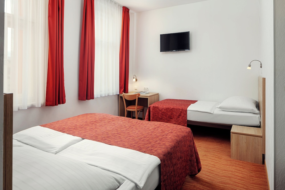 Ambiance Hotel 19/50