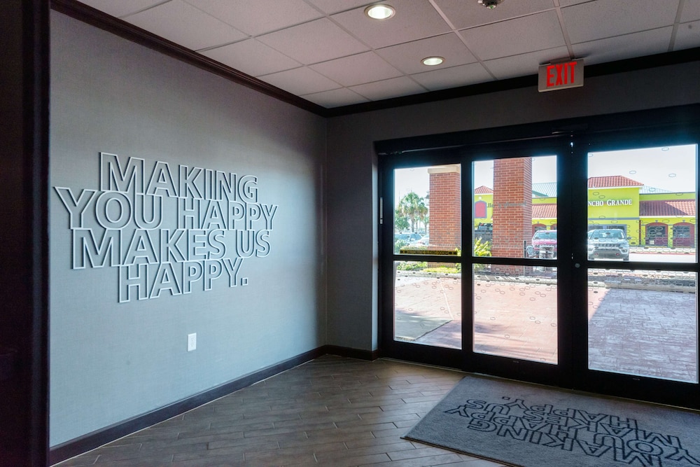 Hampton Inn and Suites Port Arthur, TX 29/47