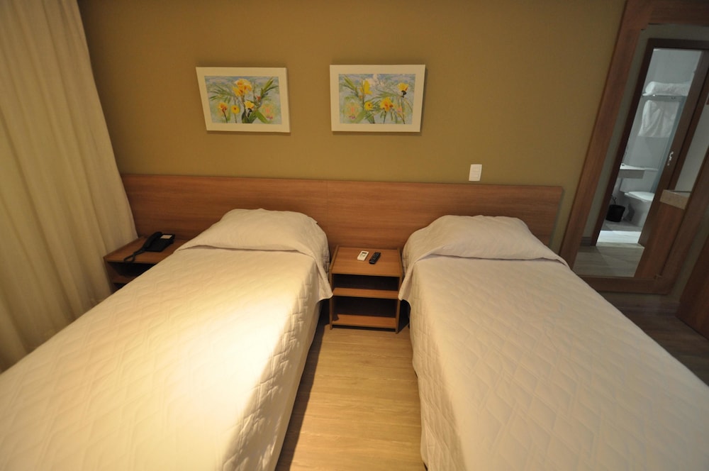 MONT BLANC SUITES DUQUE DE CAXIAS 9/41