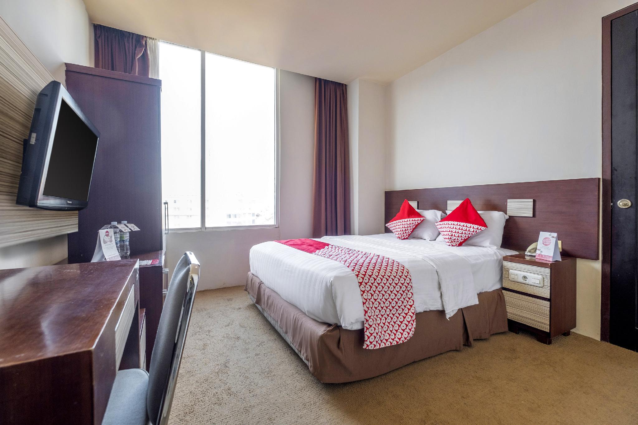 Townhouse Oak near Losari Beach formerly Lynt Hotel Makassar 20/32
