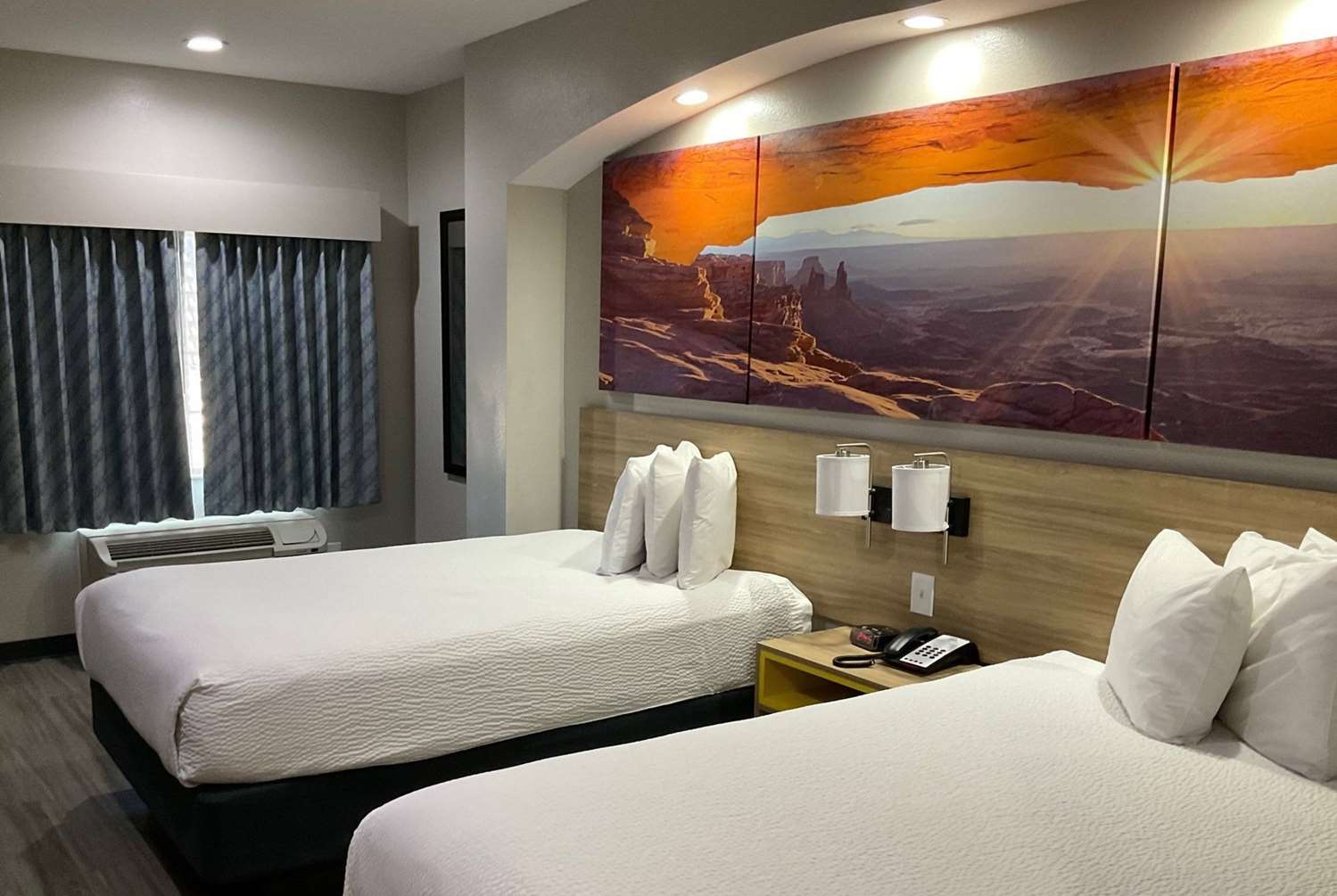 Days Inn By Wyndham Humble/Houston Intercontinental Airport 10/33