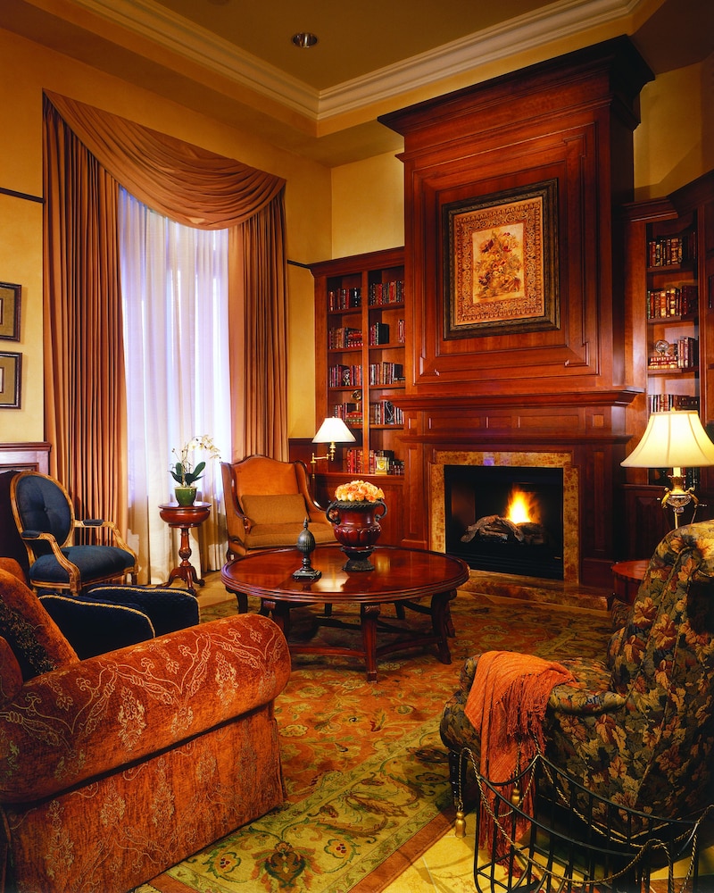 Carlton Hotel 38/60