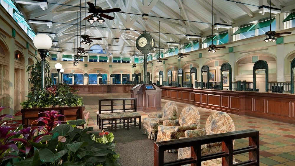 Disneys Caribbean Beach Resort 25/50