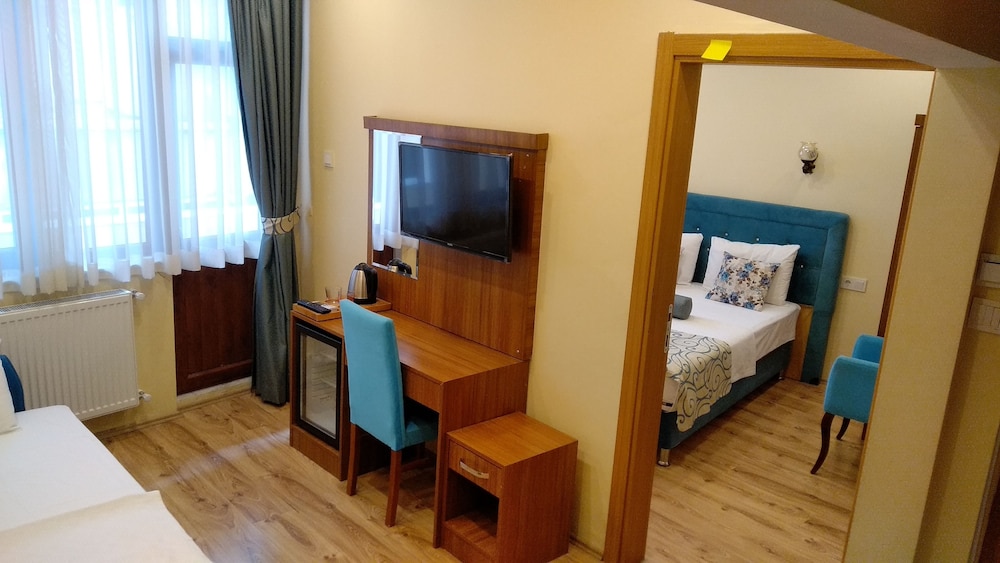 Riverland Suites & Apart Hotel 35/44