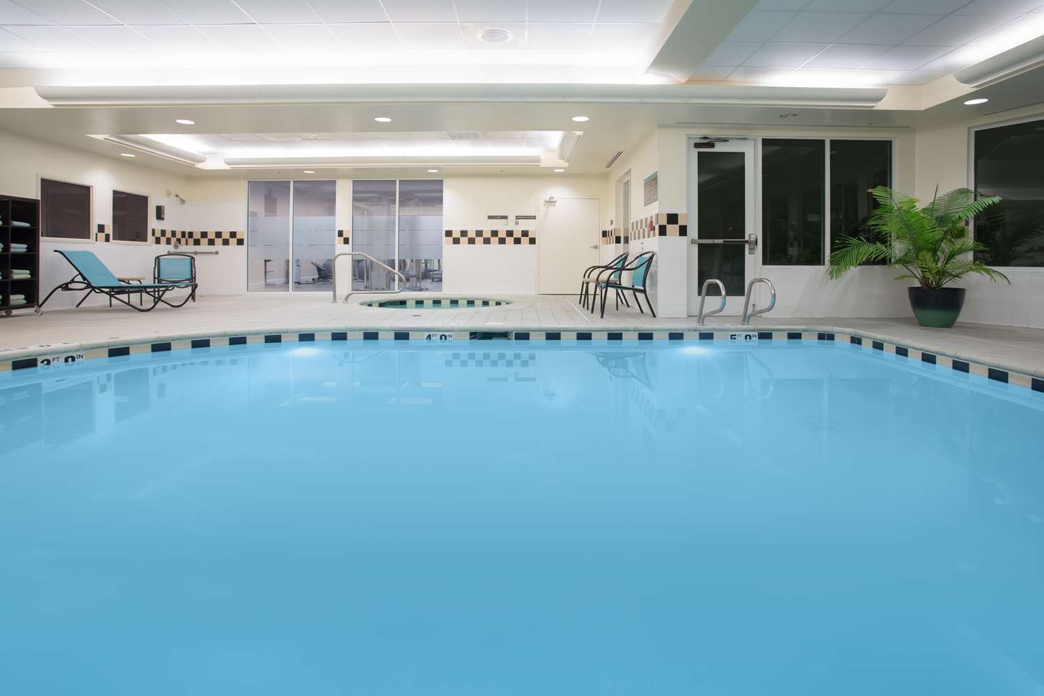 swimming pool spa