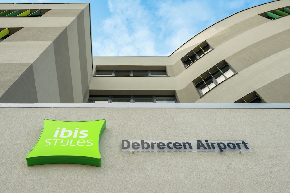 Ibis Styles Debrecen Airport 1/23