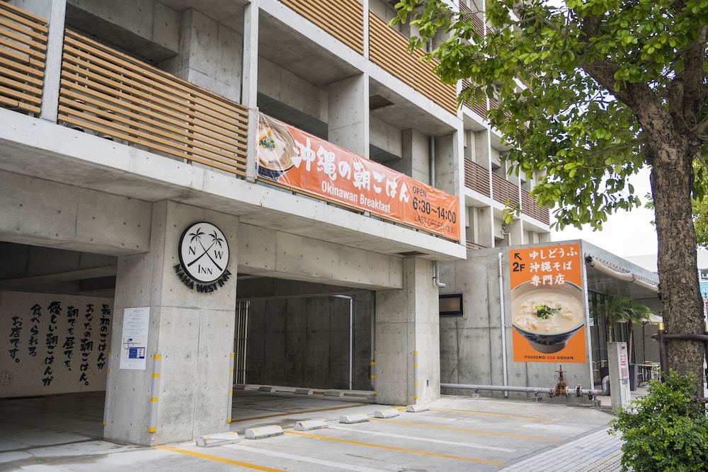 Naha-West Inn 65/72