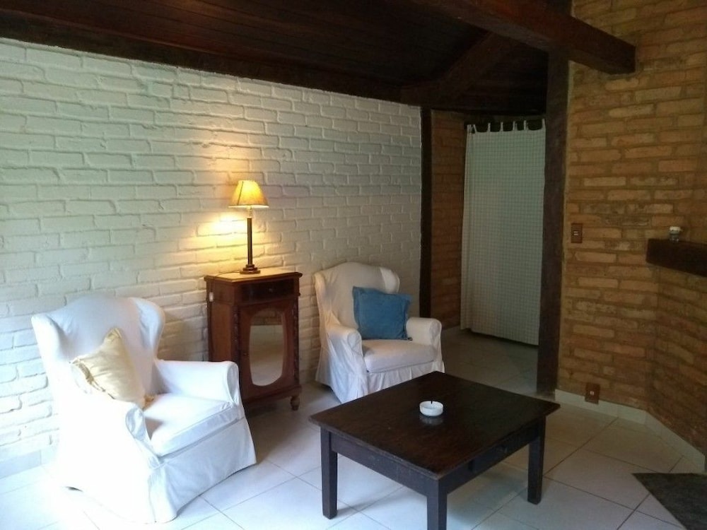 Pousada das Araras 57/88