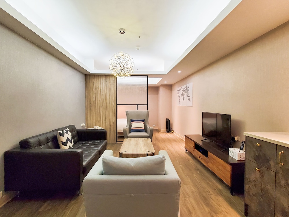 Sky19 Hotel 35/50