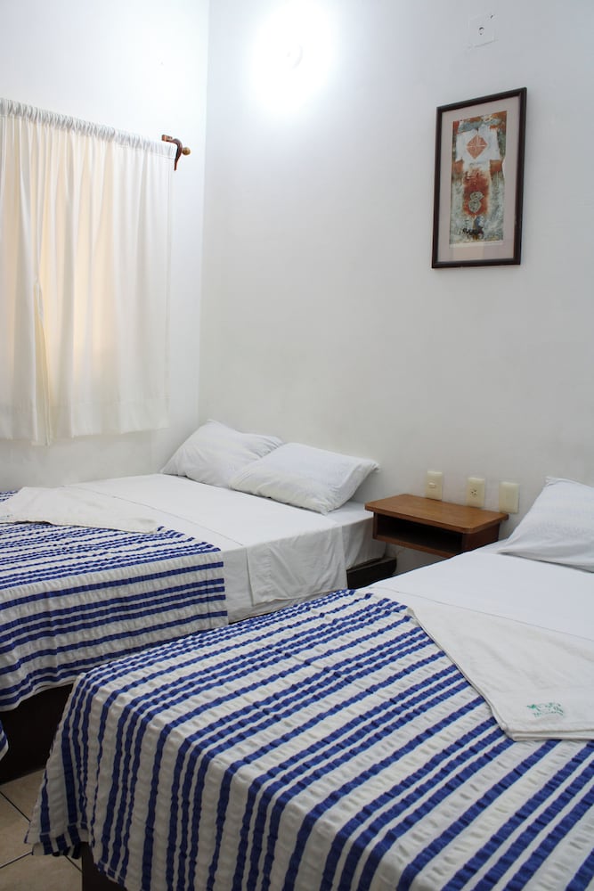 COMFORT, 2 DOUBLE BEDS