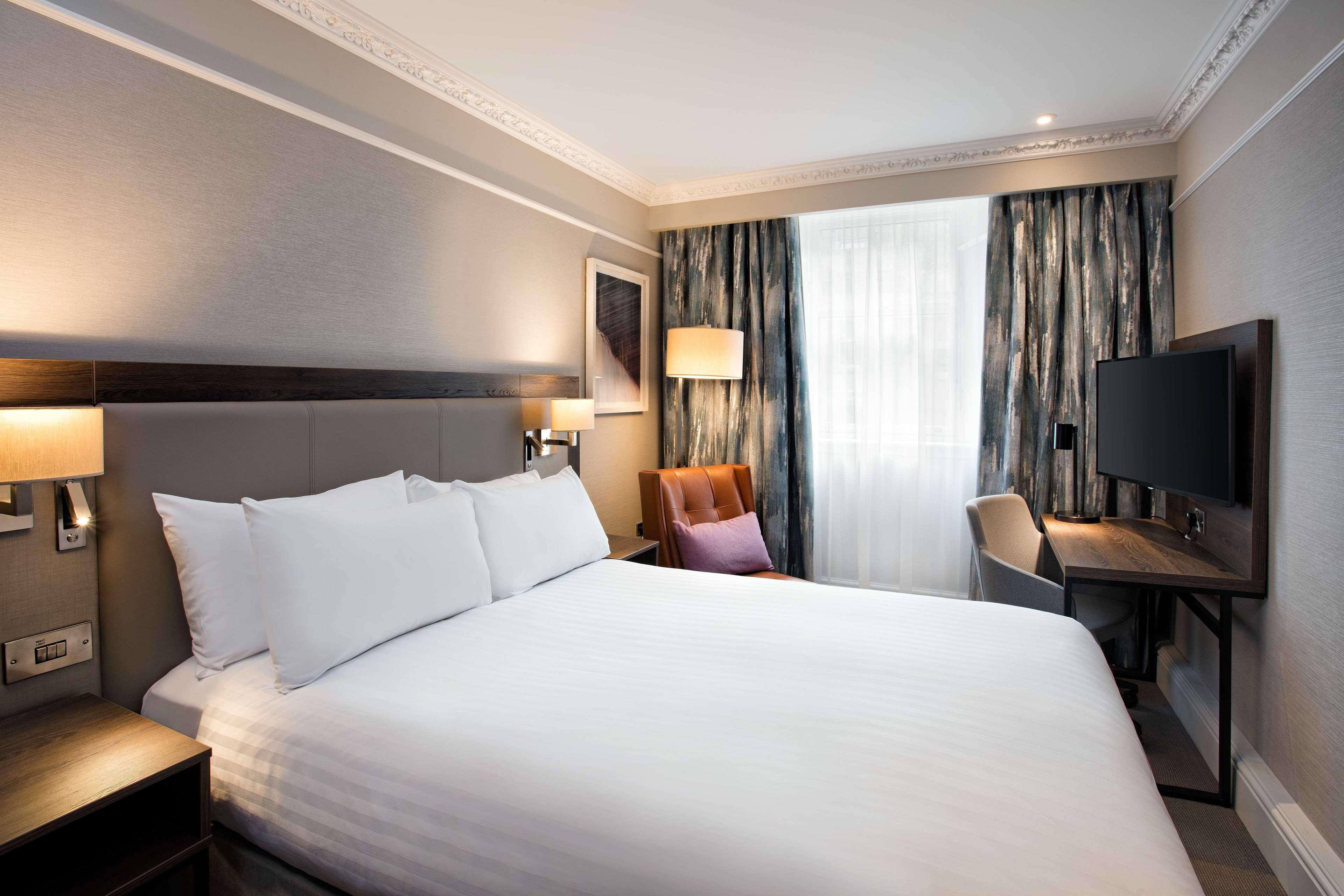 GUEST ROOM, DOUBLE BED