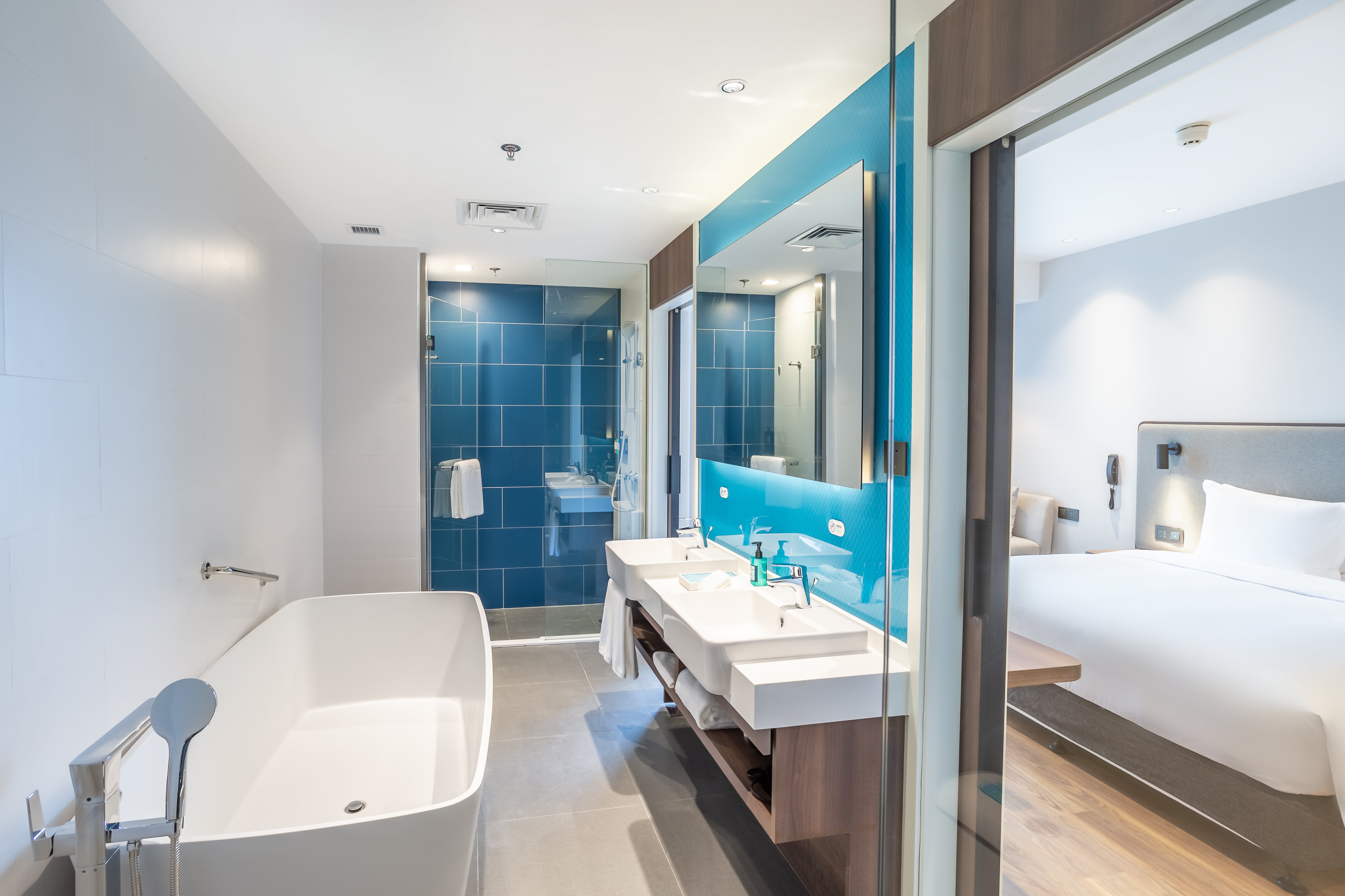 Holiday Inn Express Xi'an Intl Trade&Logistic Park 50/50