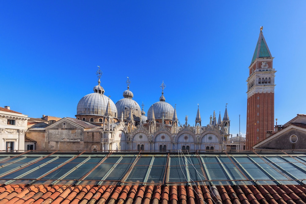 Relais Piazza San Marco 30/39