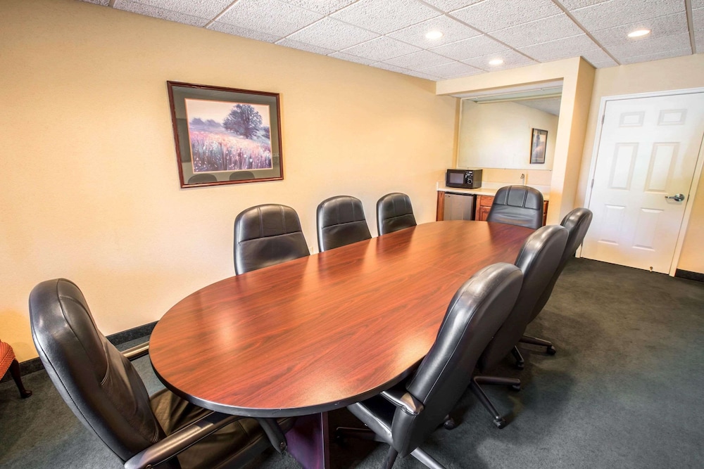 Quality Inn Greeneville - Tusculum 29/40