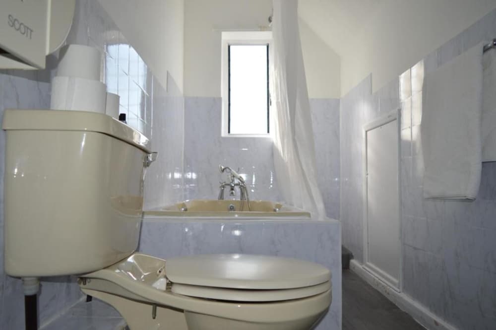 Diamond Apartments Skegness 50/50