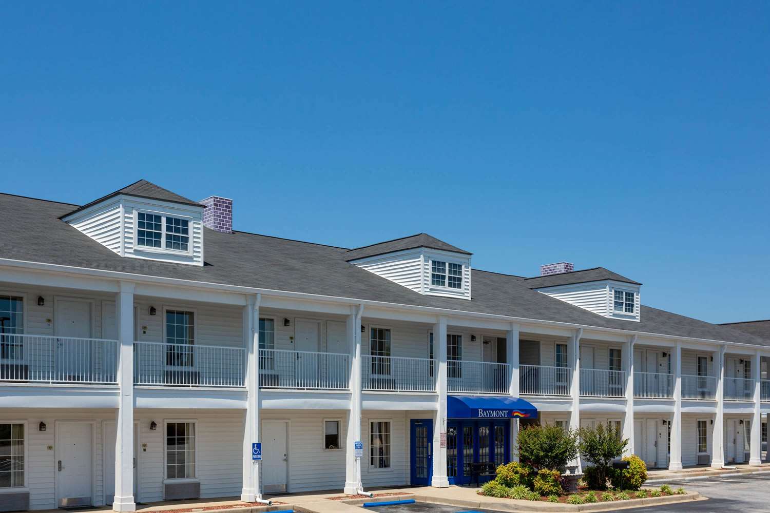 Baymont By Wyndham Easley/Greenville 2/34