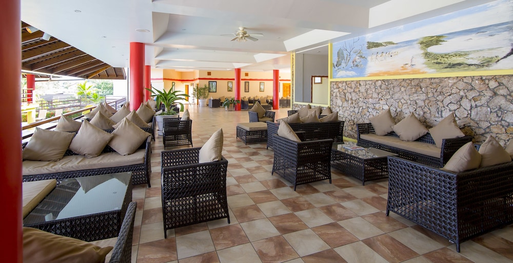 Grafton Beach Resort 14/27