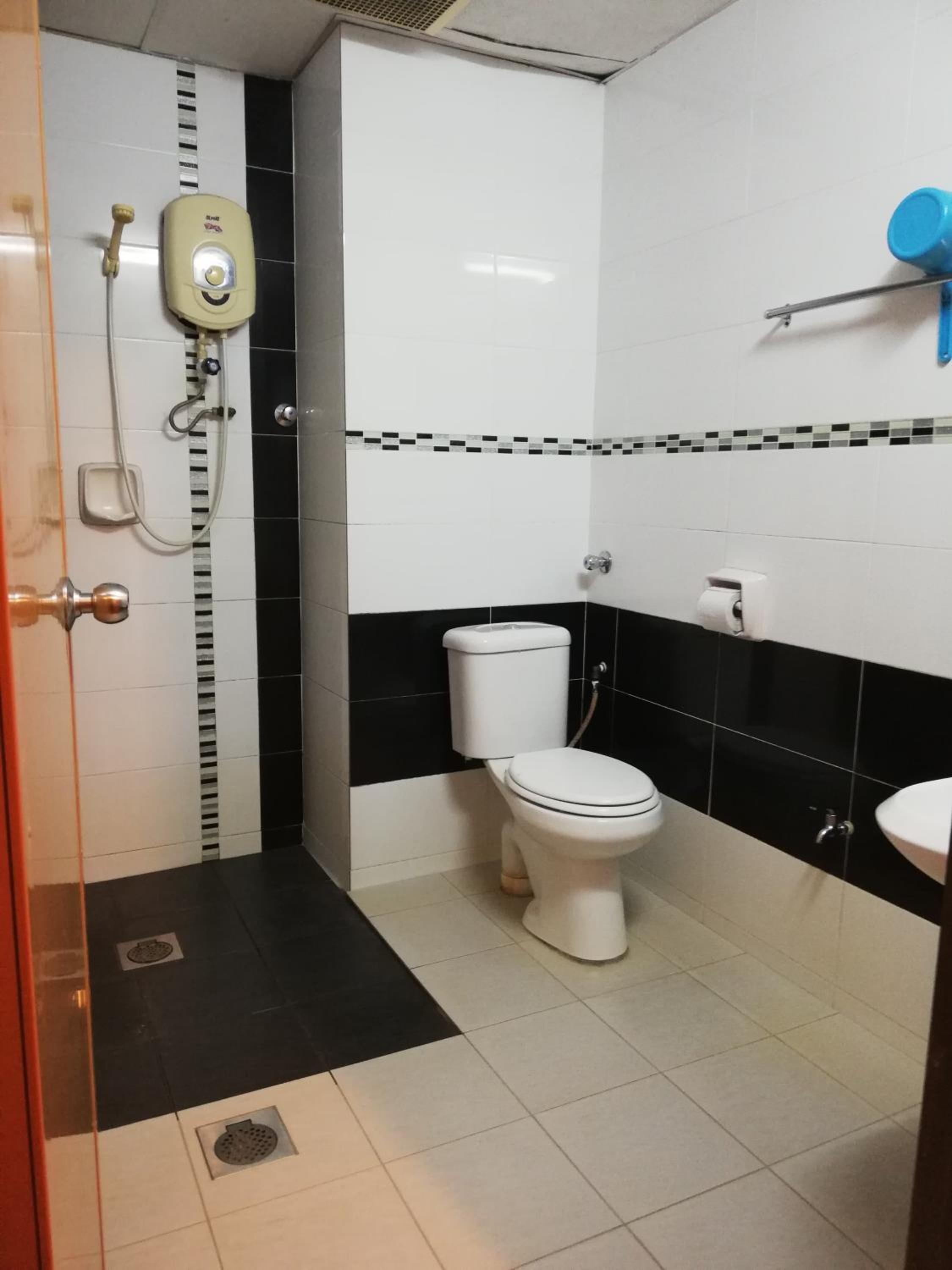 Hotel Damai 48/50