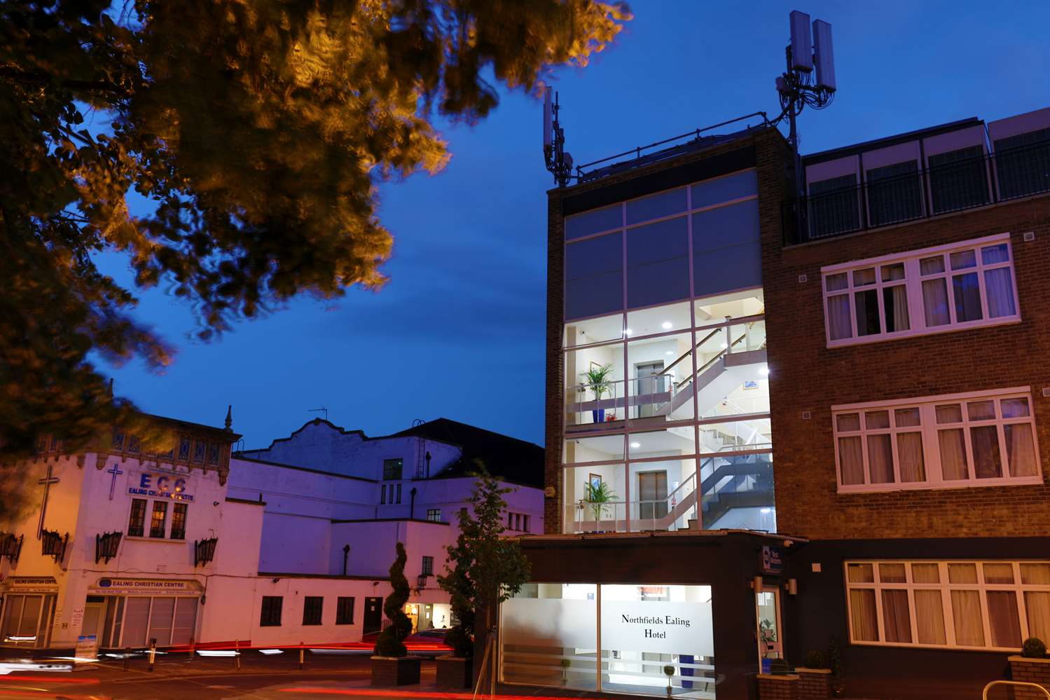 Best Western Northfields Ealing Hotel 3/32