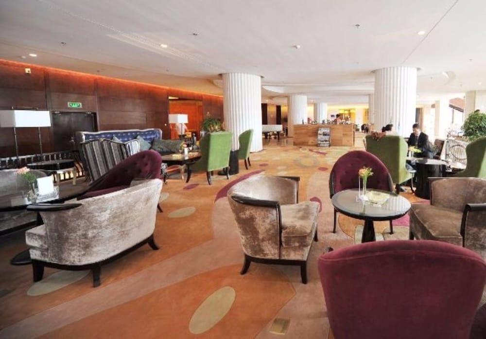 S N Hotel Dalian 15/25