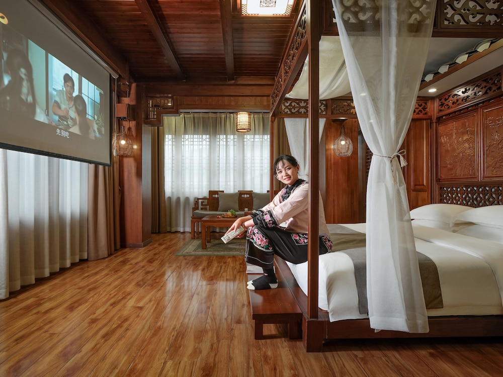 Lee's Boutique Resort 24/50