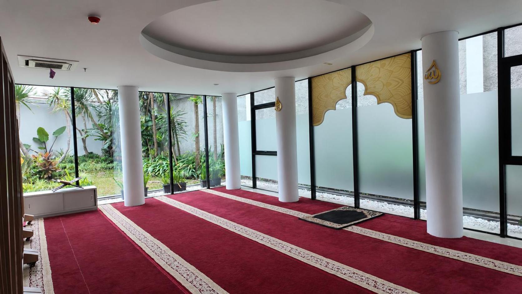 Rayz Umm Hotel 47/50